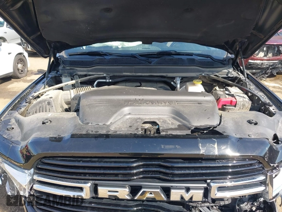 2019 Ram 2500 Big Horn with VIN 3C6UR5DJ7KG698782, listed as a IAAI auction lot 41661621 with 58,064 mi miles. Bid and sale history available at carsss.com. Image 10.