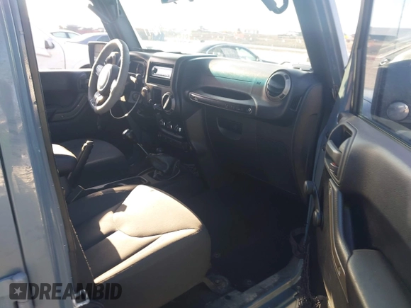 2015 Jeep Wrangler Unlimited Sport с VIN 1C4BJWDG6FL774275, выставлен на аукционе IAAI как лот 41984611 с пробегом 113 726 миль миль и . История ставок и продаж доступна на DreamBid. Изображение 5.