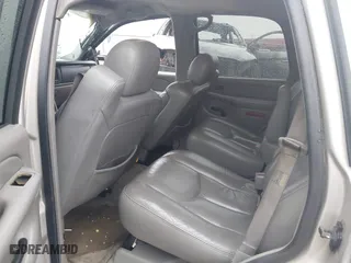 2004 Chevrolet Tahoe LT with VIN 1GNEC13Z24R160211, listed as a IAAI auction lot 41465076 with 229,612 mi miles. Bid and sale history available at carsss.com. Image 8.