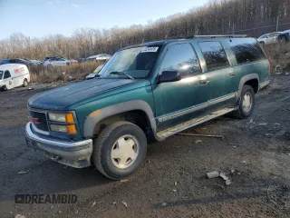 1995 GMC Suburban z VIN 1GKFK16KXSJ766290, wystawiony jako Copart lot #44240455 z przebiegiem 215 210 mil mil oraz Szkoda całkowita • Salvage title. Historia ofert i sprzedaży dostępna na DreamBid. Obrazek 1.
