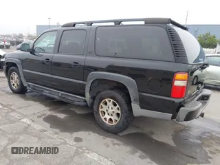 2002 Chevrolet Suburban Z71 with VIN 3GNFK16T12G354322, listed as a IAAI auction lot 41646865 with 229,700 mi miles. Bid and sale history available at carsss.com. Image 3.