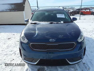 2018 Kia Niro LX with VIN KNDCB3LC3J5210563, listed as a IAAI auction lot 41570690 with 102,613 mi miles. Bid and sale history available at carsss.com. Image 12.