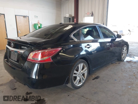 2013 Nissan Altima SV z VIN 1N4BL3AP6DC298237, wystawiony jako IAAI lot #42034845 z przebiegiem 114 273 mil mil oraz . Historia ofert i sprzedaży dostępna na DreamBid. Obrazek 4.