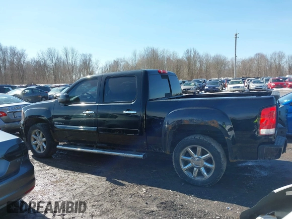 2013 GMC Sierra 1500 Denali z VIN 3GTP2XE24DG337445, wystawiony jako IAAI lot #41666850 z przebiegiem 177 092 mil mil oraz . Historia ofert i sprzedaży dostępna na DreamBid. Obrazek 15.