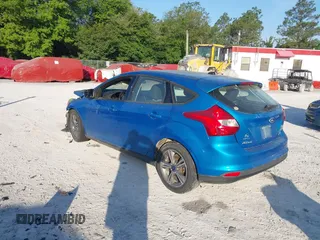 2014 Ford Focus SE with VIN 1FADP3K21EL403591, listed as a IAAI auction lot 42031946 with 132,630 mi miles. Bid and sale history available at carsss.com. Image 3.
