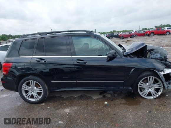 2014 Mercedes-Benz GLK 350 z VIN WDCGG5HB7EG176842, wystawiony jako IAAI lot #42201312 z przebiegiem 166 037 mil mil oraz . Historia ofert i sprzedaży dostępna na DreamBid. Obrazek 13.
