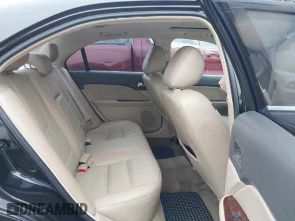 2011 Ford Fusion SEL with VIN 3FAHP0CG7BR221353, listed as a IAAI auction lot 41174122 with 152,766 mi miles. Bid and sale history available at carsss.com. Image 8.