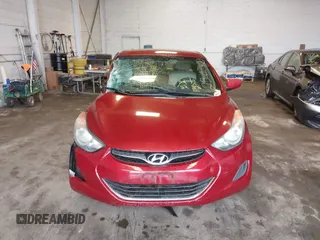 2011 Hyundai Elantra Limited z VIN KMHDH4AE7BU098771, wystawiony jako IAAI lot #41681747 z przebiegiem 69 455 mil mil oraz . Historia ofert i sprzedaży dostępna na DreamBid. Obrazek 12.