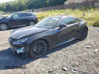 2024 Toyota GR86 Premium with VIN JF1ZNBE17R8756676, listed as a Copart auction lot 70077604 with 1,296 mi miles and Salvage Title. Bid and sale history available at carsss.com. Image 1.