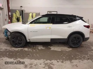 2024 Chevrolet Blazer LT with VIN 3GNKBJR40RS170127, listed as a IAAI auction lot 41443575 with 13,200 mi miles and . Bid and sale history available at DreamBid. Image 14.
