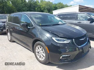 2023 Chrysler Pacifica Touring L with VIN 2C4RC1BG6PR624903, listed as a IAAI auction lot 42575188 with 45,789 mi miles and . Bid and sale history available at DreamBid. Image 1.