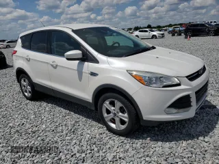 2015 Ford Escape SE with VIN 1FMCU9G98FUB34200, listed as a Copart auction lot 52433385 with 93,913 mi miles and Clean Title. Bid and sale history available at DreamBid. Image 4.