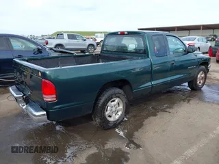 2001 Dodge Dakota with VIN 1B7GL22X11S284210, listed as a IAAI auction lot 41630417 with 206,484 mi miles. Bid and sale history available at carsss.com. Image 4.