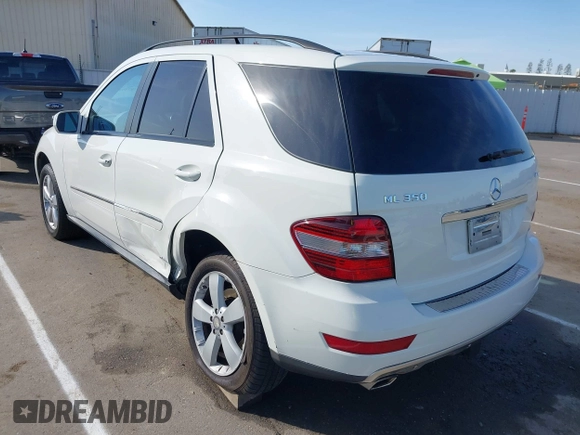 2009 Mercedes-Benz M 350 with VIN 4JGBB86E89A512516, listed as a IAAI auction lot 42078912 with 146,803 mi miles and . Bid and sale history available at carsss.com. Image 3.