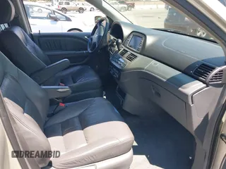 2005 Honda Odyssey EX-L with VIN 5FNRL38725B113815, listed as a IAAI auction lot 42754724 with 179,214 mi miles and . Bid and sale history available at DreamBid. Image 5.