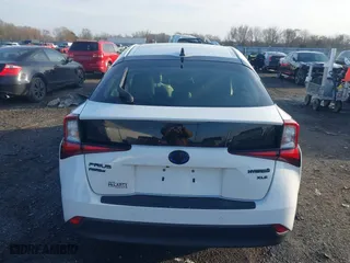 2022 Toyota Prius LE with VIN JTDL9MFU4N3037305, listed as a IAAI auction lot 41596423 with 60,775 mi miles. Bid and sale history available at carsss.com. Image 16.