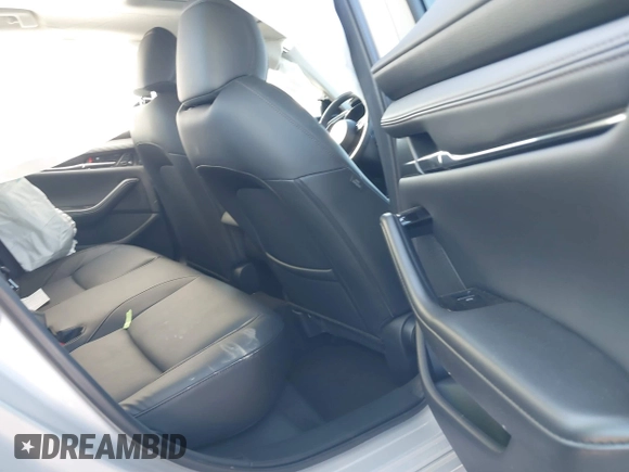 2025 Mazda 3 S Preferred with VIN 3MZBPACM9SM450395, listed as a IAAI auction lot 41132298 with 773 mi miles and . Bid and sale history available at DreamBid. Image 8.