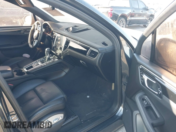 2017 Porsche Macan with VIN WP1AA2A50HLB05251, listed as a IAAI auction lot 41508514 with 45,736 mi miles and . Bid and sale history available at DreamBid. Image 5.