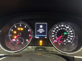 2019 Volkswagen Atlas SE z VIN 1V2UR2CA2KC545740, wystawiony jako IAAI lot #41968203 z przebiegiem 78 080 mil mil oraz . Historia ofert i sprzedaży dostępna na DreamBid. Obrazek 7.