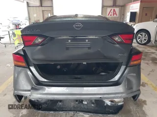 2025 Nissan Altima SV with VIN 1N4BL4DW2SN351266, listed as a IAAI auction lot 41869361 with 8,698 mi miles and . Bid and sale history available at DreamBid. Image 16.