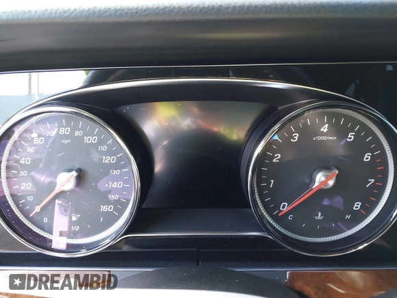 2019 Mercedes-Benz E 450 with VIN WDDZH6JBXKA637855, listed as a IAAI auction lot 41881279 with Not Provided miles and . Bid and sale history available at DreamBid. Image 7.