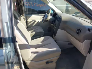 2006 Dodge Grand Caravan SE with VIN 1D4GP24R56B596611, listed as a IAAI auction lot 42057777 with 163,258 mi miles and . Bid and sale history available at DreamBid. Image 5.