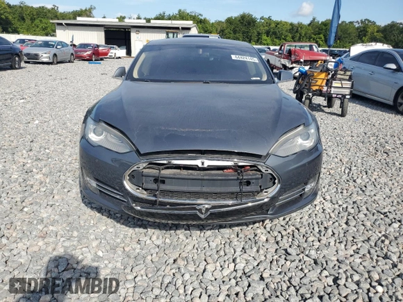 2014 Tesla Model S 60 with VIN 5YJSA1H1XEFP32590, listed as a Copart auction lot 64424145 with Not provided miles and Clean title. Bid and sale history available at DreamBid. Image 5.