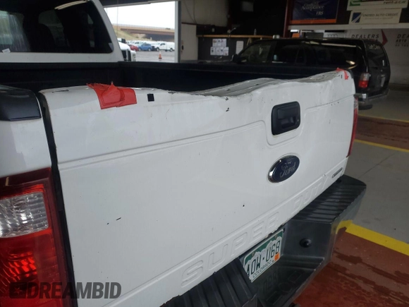 2009 Ford F-250 XL with VIN 1FTNX20529EA11705, listed as a IAAI auction lot 42793654 with 272,233 mi miles and . Bid and sale history available at DreamBid. Image 35.