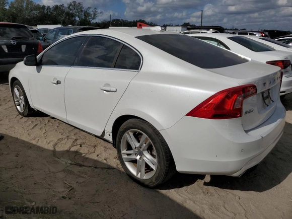 2015 Volvo S60 T5 Drive-E Premier Plus with VIN YV140MFC2F1318015, listed as a Copart auction lot 79550924 with 105,262 mi miles and Salvage Title. Bid and sale history available at carsss.com. Image 2.