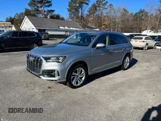 2024 Audi Q7 Premium Plus with VIN WA1LXBF78RD006198, listed as a Copart auction lot 43854945 with 31,863 mi miles and Clean title. Bid and sale history available at DreamBid. Image 2.