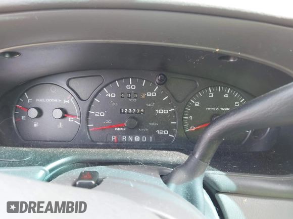2003 Ford Taurus SE Standard with VIN 1FAFP53U73A107231, listed as a IAAI auction lot 41826418 with 123,774 mi miles. Bid and sale history available at carsss.com. Image 7.