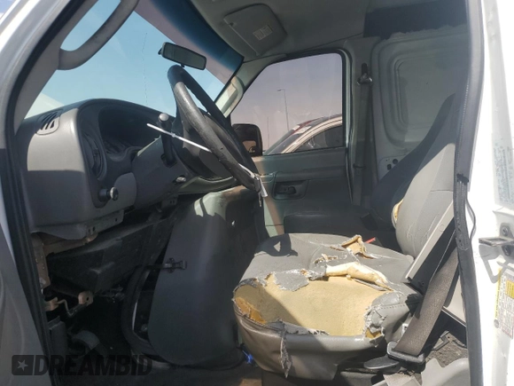 2008 Ford Econoline Cargo Commercial with VIN 1FTNE14W08DA10432, listed as a Copart auction lot 58215805 with 314,145 mi miles and Salvage title. Bid and sale history available at DreamBid. Image 7.
