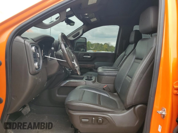 2021 GMC Sierra 3500HD Denali z VIN 1GT49WEY3MF113372, wystawiony jako Copart lot #74920824 z przebiegiem 26 900 mil mil oraz Szkoda całkowita • Salvage title. Historia ofert i sprzedaży dostępna na DreamBid. Obrazek 7.
