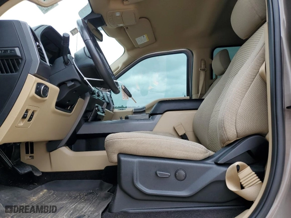 2019 Ford F-150 XL with VIN 1FTEW1E53KKF30498, listed as a Copart auction lot 43286255 with 94,403 mi miles and Clean Title. Bid and sale history available at carsss.com. Image 7.