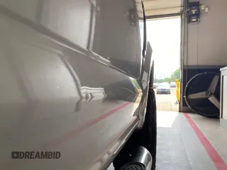2017 Ford F-250 XLT с VIN 1FT7X2B63HEC89574, выставлен на аукционе IAAI как лот 42843471 с пробегом 184 451 миль миль и . История ставок и продаж доступна на DreamBid. Изображение 19.