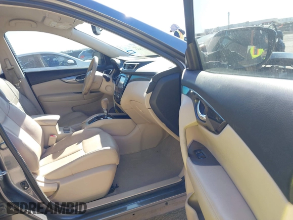 2014 Nissan Rogue SL with VIN 5N1AT2MV8EC805999, listed as a IAAI auction lot 41727953 with 187,623 mi miles. Bid and sale history available at carsss.com. Image 5.