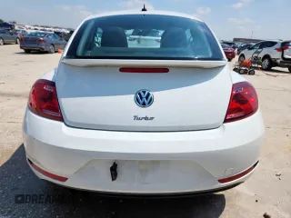 2019 Volkswagen Beetle S с VIN 3VWFD7AT0KM714028, выставлен на аукционе Copart как лот 59209825 с пробегом 180 489 миль миль и Списание • Salvage title. История ставок и продаж доступна на DreamBid. Изображение 6.