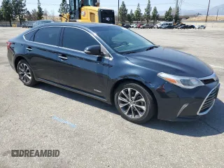 2018 Toyota Avalon Hybrid XLE Plus z VIN 4T1BD1EB6JU063543, wystawiony jako Copart lot #52554915 z przebiegiem 122 986 mil mil oraz Szkoda całkowita • Salvage title. Historia ofert i sprzedaży dostępna na DreamBid. Obrazek 4.