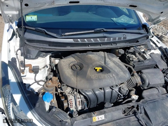 2016 Hyundai Elantra SE with VIN 5NPDH4AE0GH685643, listed as a IAAI auction lot 42058311 with 186,952 mi miles. Bid and sale history available at carsss.com. Image 10.