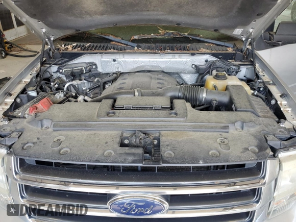 2015 Ford Expedition XLT with VIN 1FMJU1JT1FEF26846, listed as a Copart auction lot 66352175 with 173,260 mi miles and Clean title. Bid and sale history available at DreamBid. Image 12.