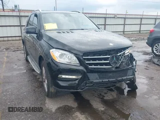 2012 Mercedes-Benz M 350 with VIN 4JGDA5HB5CA094033, listed as a IAAI auction lot 42395097 with 157,806 mi miles and . Bid and sale history available at DreamBid. Image 1.