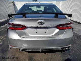 2024 Toyota Camry SE with VIN 4T1S11AK1RU243314, listed as a Copart auction lot 49826575 with 17,024 mi miles and Clean Title. Bid and sale history available at carsss.com. Image 6.