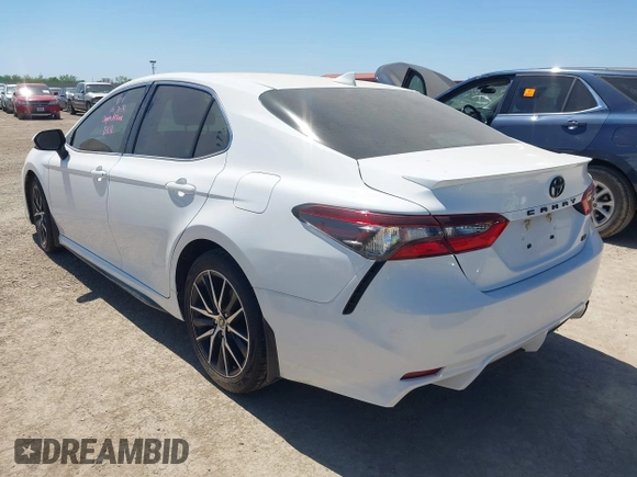 2023 Toyota Camry SE with VIN 4T1G11AK5PU757783, listed as a IAAI auction lot 41945780 with 47,883 mi miles and . Bid and sale history available at DreamBid. Image 3.