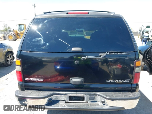 2005 Chevrolet Tahoe LS with VIN 1GNEC13V85R268525, listed as a IAAI auction lot 42637662 with 186,989 mi miles and . Bid and sale history available at DreamBid. Image 16.