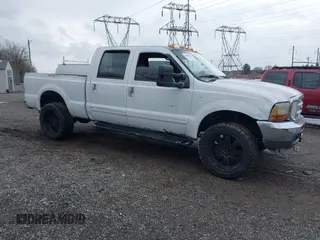 2001 Ford F-350 XL с VIN 1FTSW31F01ED11508, выставлен на аукционе IAAI как лот 39455409 с пробегом 343 262 миль миль и . История ставок и продаж доступна на DreamBid. Изображение 1.