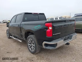 2019 Chevrolet Silverado 1500 LT with VIN 3GCPWCED2KG192403, listed as a IAAI auction lot 41549177 with 62,071 mi miles. Bid and sale history available at carsss.com. Image 3.