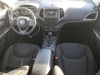2020 Jeep Cherokee Latitude with VIN 1C4PJMCB3LD651068, listed as a Copart auction lot 87751455 with 72,700 mi miles and Salvage Title. Bid and sale history available at carsss.com. Image 8.