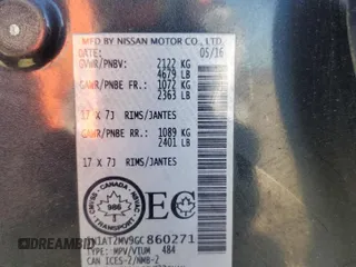 2016 Nissan Rogue SV z VIN 5N1AT2MV9GC860271, wystawiony jako Copart lot #55862815 z przebiegiem 263 687 mil mil oraz Szkoda całkowita • Salvage title. Historia ofert i sprzedaży dostępna na DreamBid. Obrazek 13.