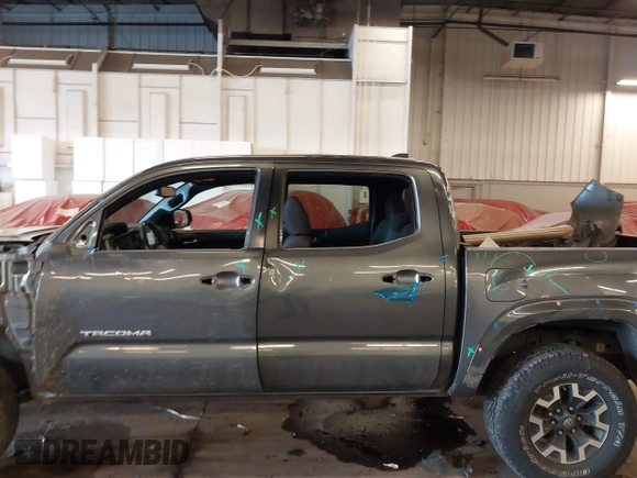 2016 Toyota Tacoma SR with VIN 3TMCZ5AN2GM041649, listed as a IAAI auction lot 41758859 with 139,558 mi miles and . Bid and sale history available at DreamBid. Image 21.