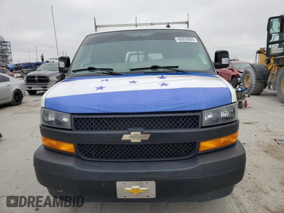 2018 Chevrolet Express Cargo with VIN 1GCWGBFPXJ1262805, listed as a Copart auction lot 42833655 with 139,417 mi miles and Salvage title. Bid and sale history available at DreamBid. Image 5.